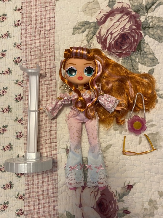 L.O.L. Surprise! Other - LOL OMG Wildflower doll